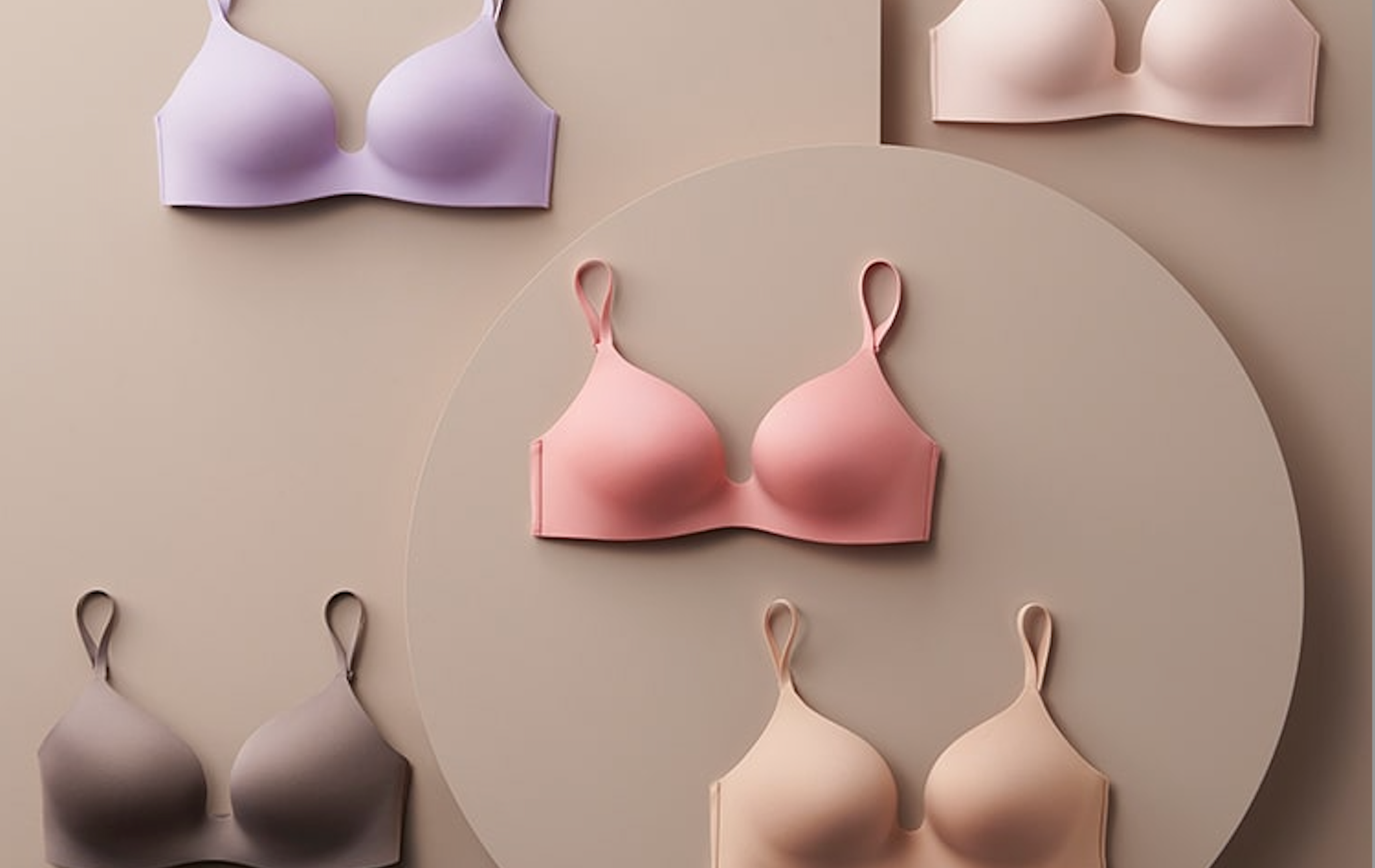 Wie bügellose BHs das Leben von Frauen in Übergrößen verändert haben
